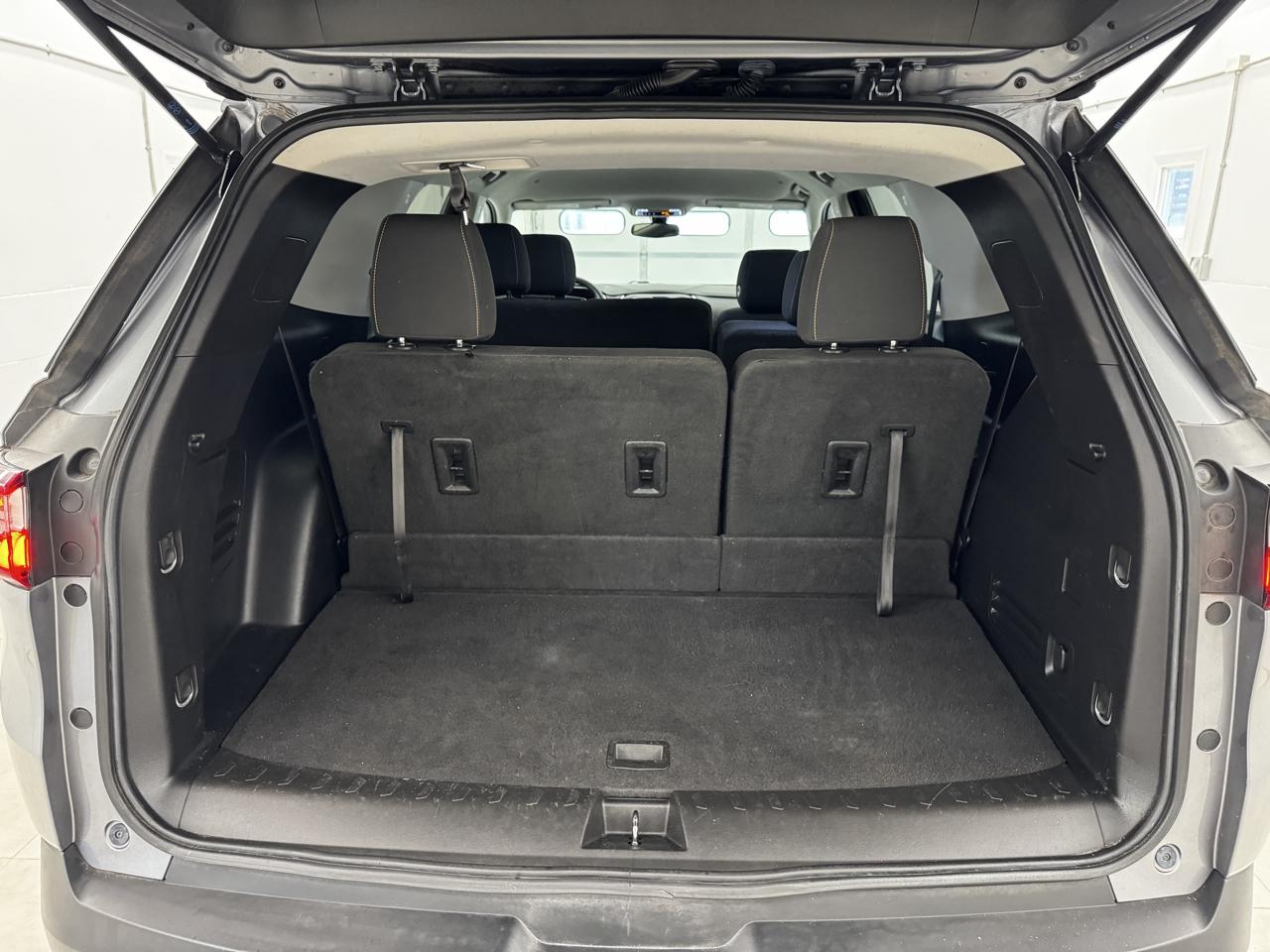 Chevrolet Traverse AWD 4dr LS w/1LS 2020