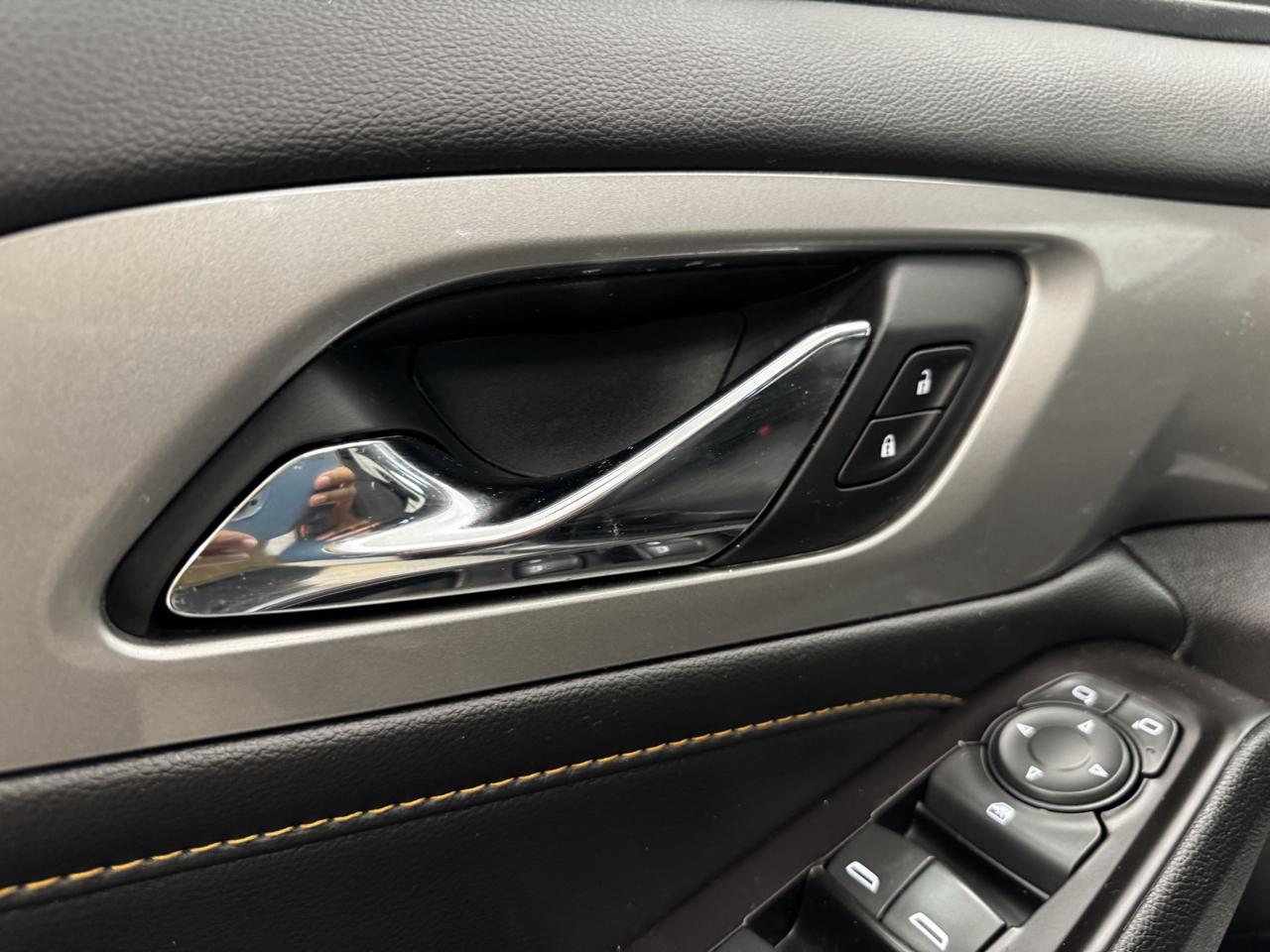 Chevrolet Traverse AWD 4dr LS w/1LS 2020