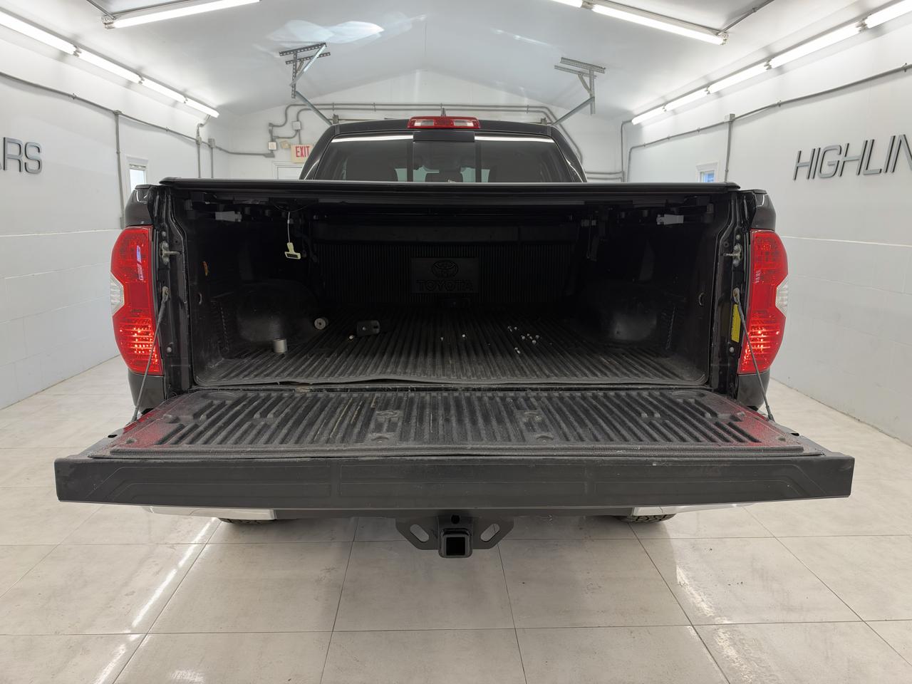 Toyota Tundra 4WD TRD Pro Double Cab 6.5' Bed 5.7L (Natl) 2020