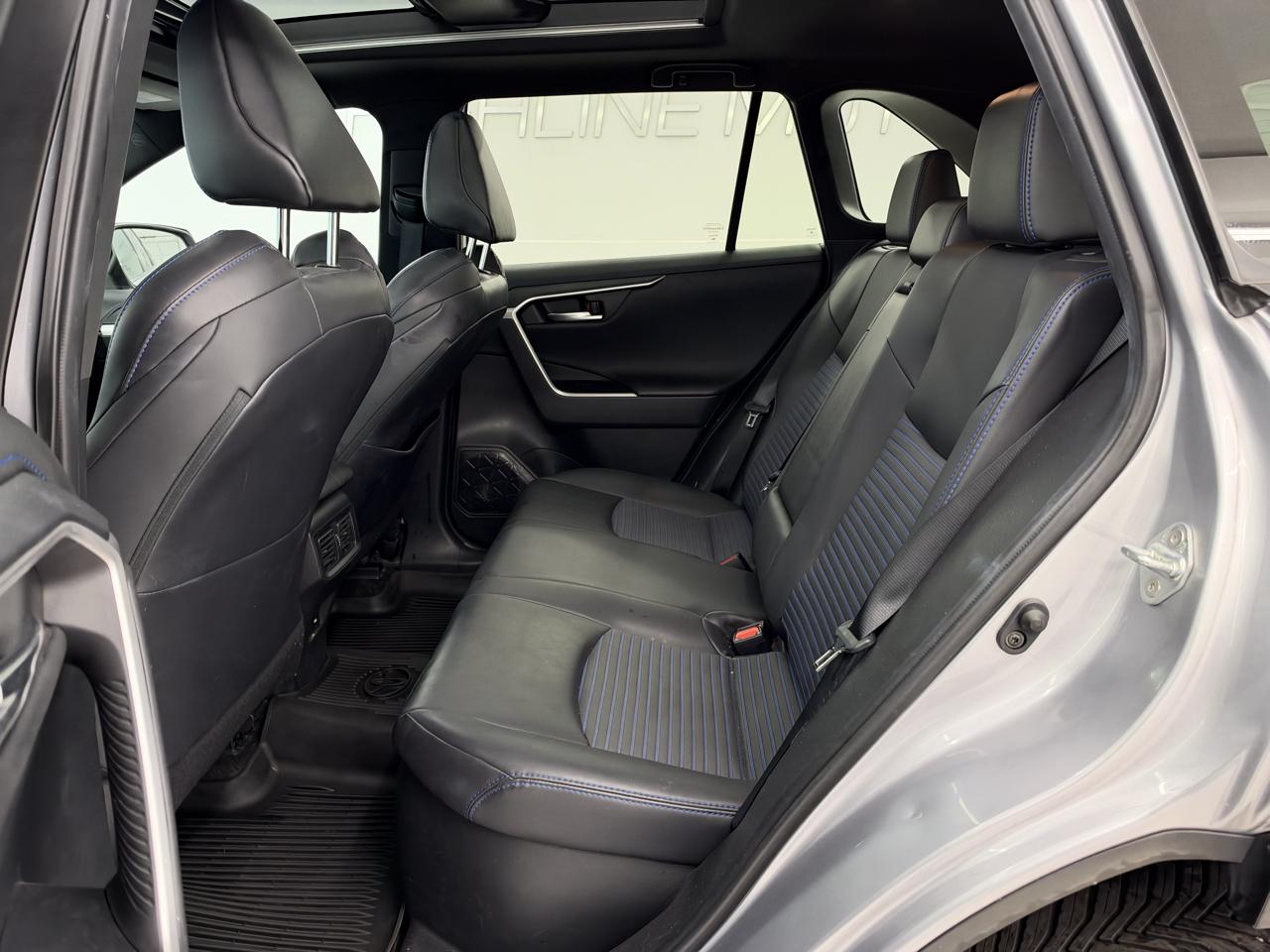 Toyota RAV4 Hybrid XSE AWD (Natl) 2021