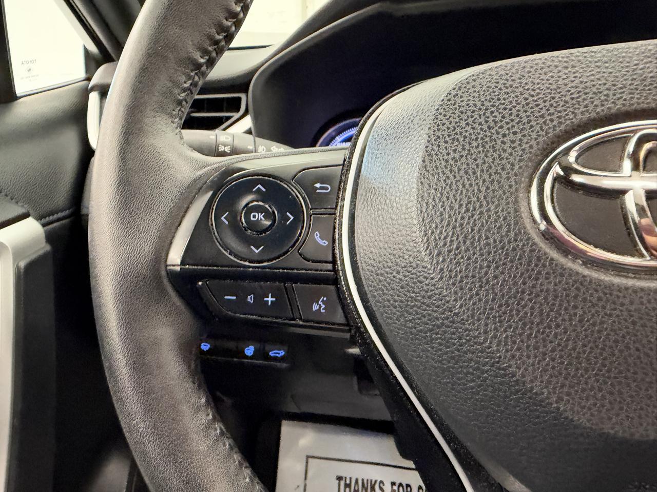 Toyota RAV4 Hybrid XSE AWD (Natl) 2021