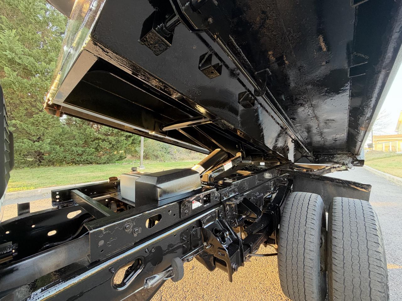 RAM 3500 Chassis Cab Tradesman 4WD Reg Cab 60" CA 143.5" WB 2022