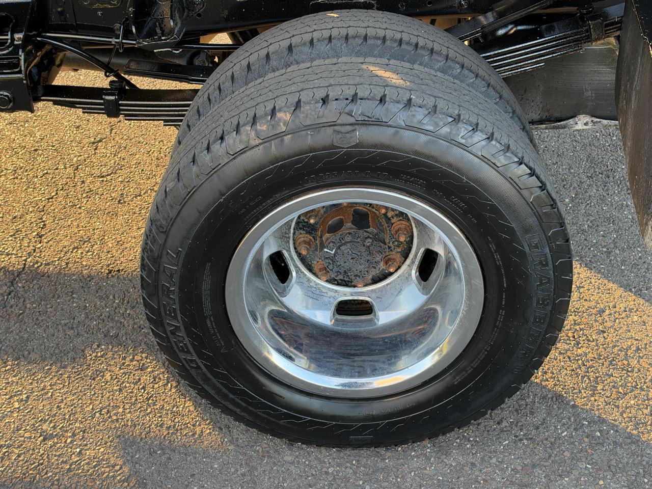 RAM 3500 Chassis Cab Tradesman 4WD Reg Cab 60" CA 143.5" WB 2022