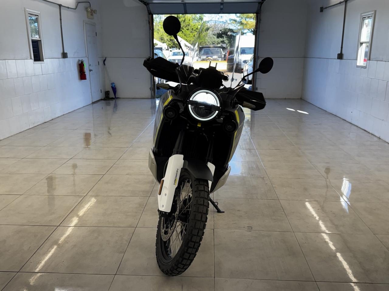 Husqvarna  Norden 901  2024