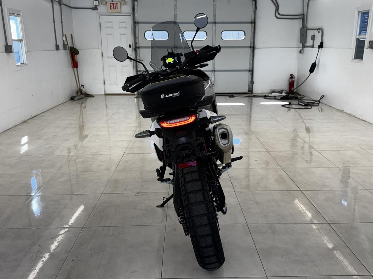 Husqvarna  Norden 901  2024