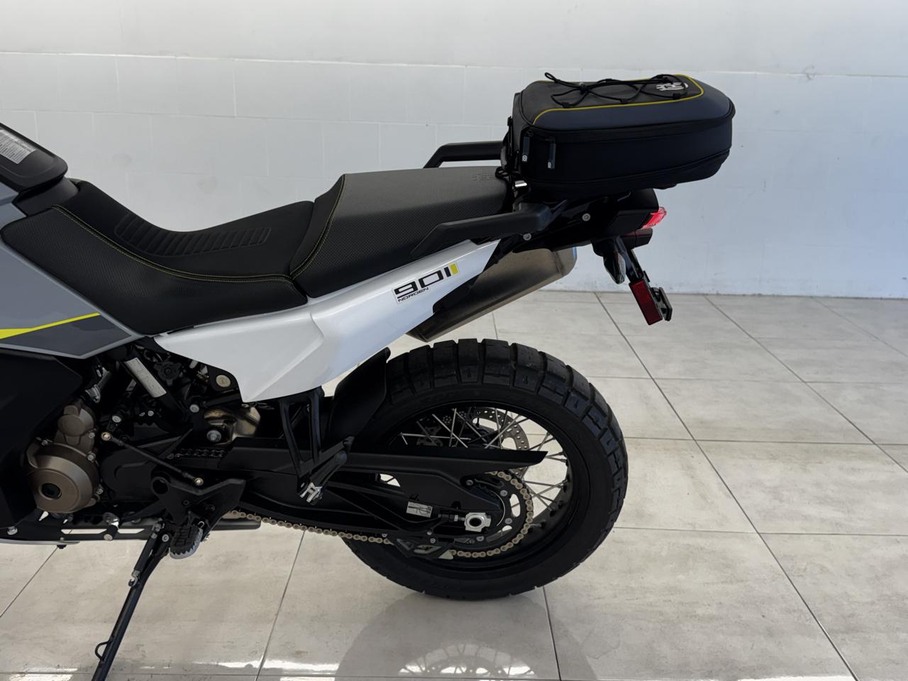 Husqvarna  Norden 901  2024