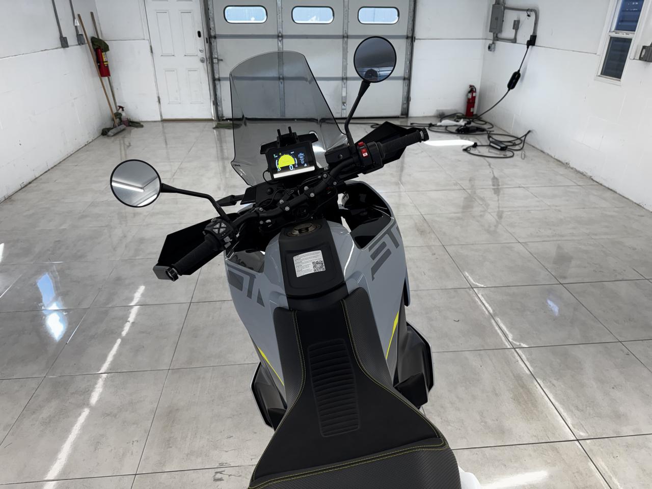 Husqvarna  Norden 901  2024
