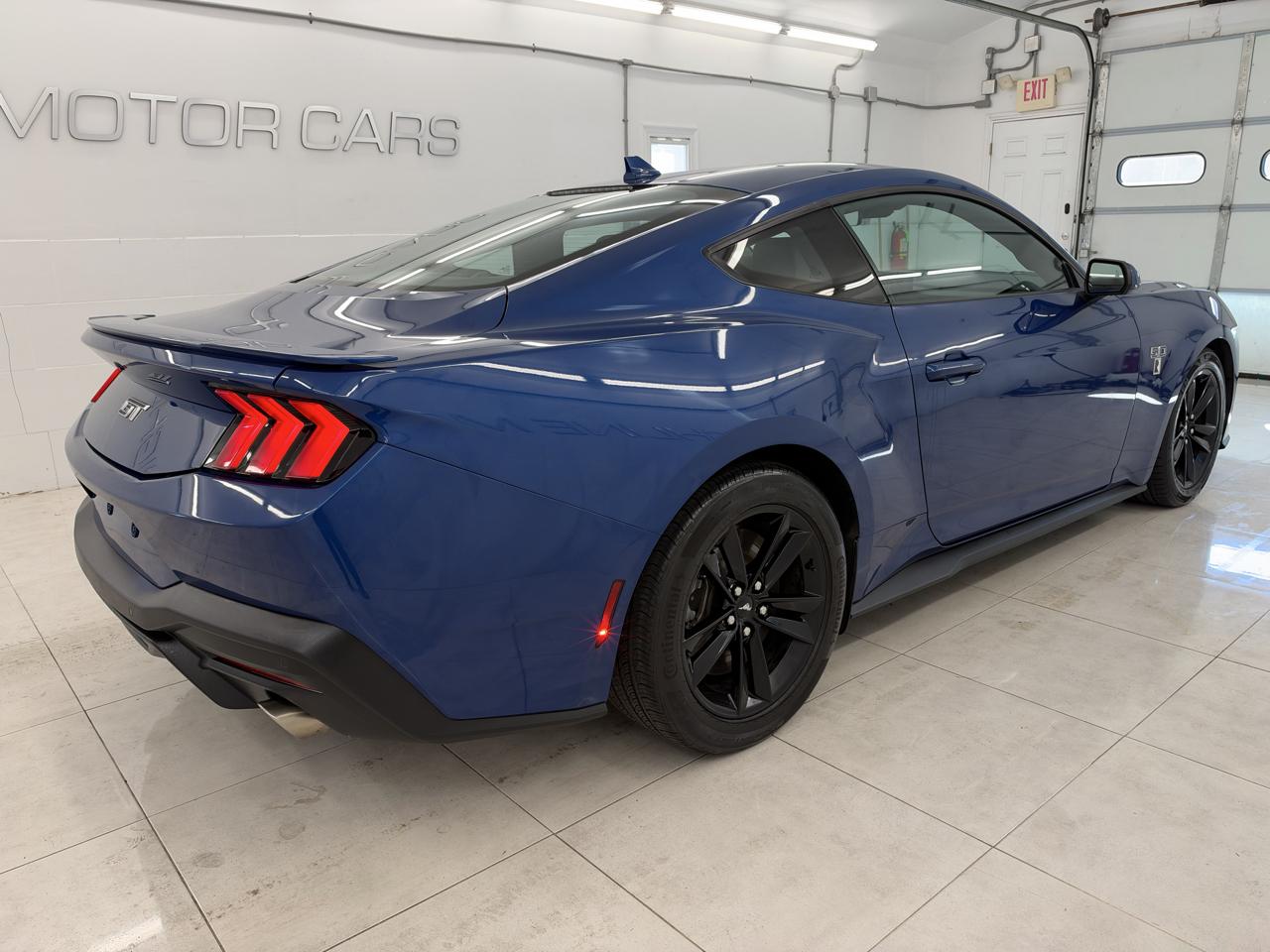 Ford Mustang GT Fastback 2024
