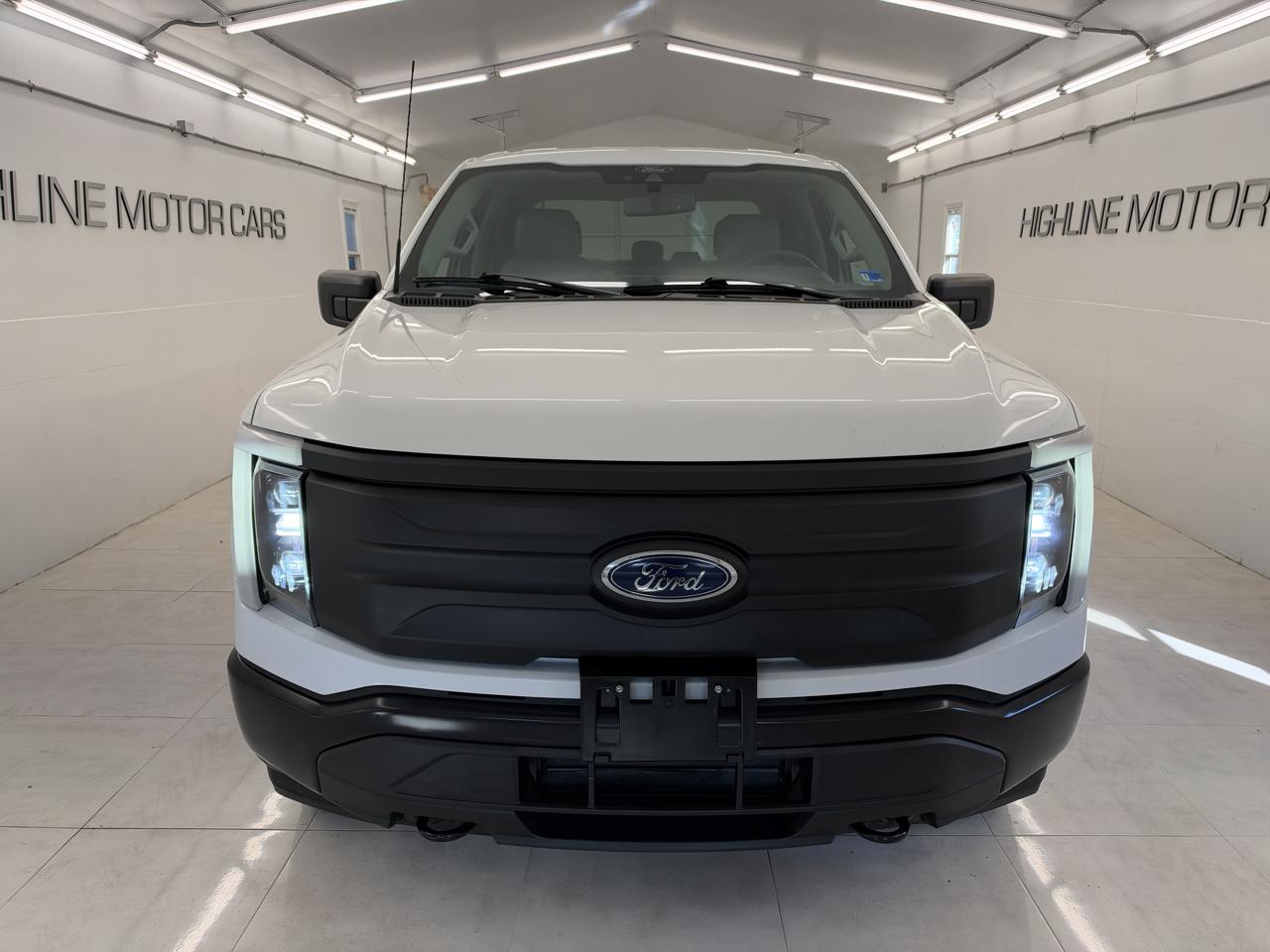 Ford F-150 Lightning LARIAT 4WD SuperCrew 5.5' Box 2022