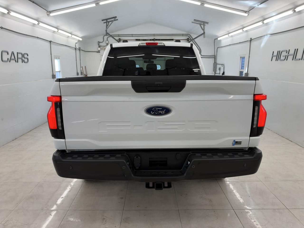 Ford F-150 Lightning LARIAT 4WD SuperCrew 5.5' Box 2022