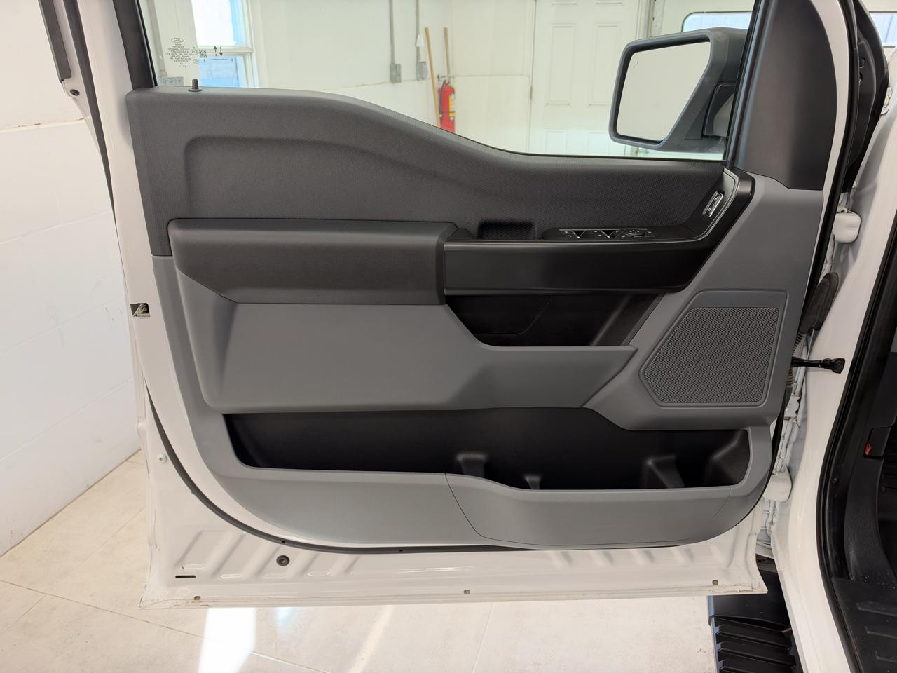 Ford F-150 Lightning LARIAT 4WD SuperCrew 5.5' Box 2022
