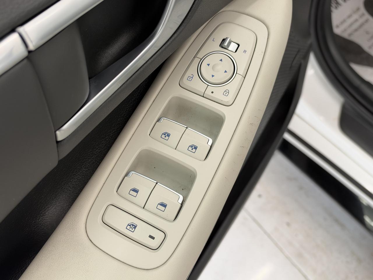 Hyundai Sonata Hybrid SEL 2.0L 2021