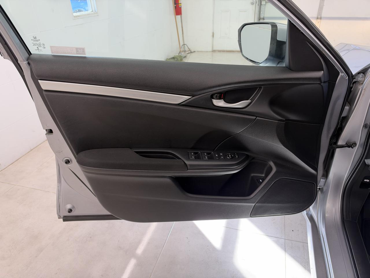 Honda Civic Sedan LX CVT 2019