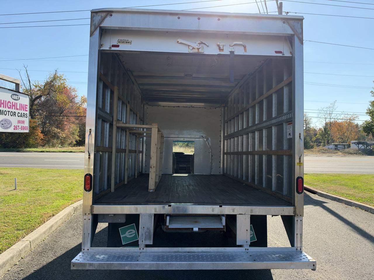 Ford E-Series Cutaway E-350 SRW 138" WB 2021