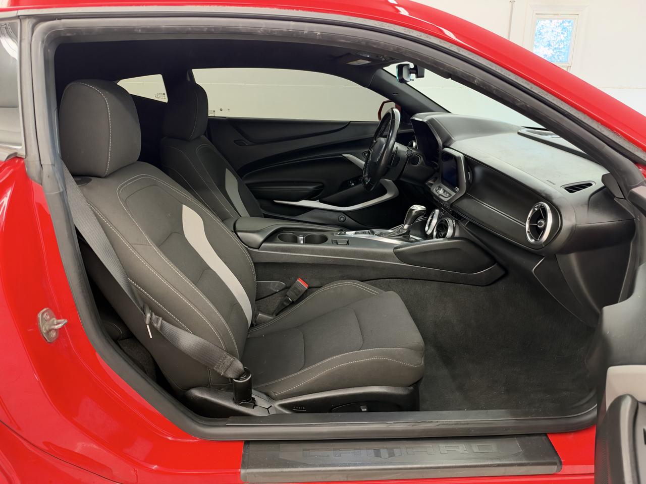 Chevrolet Camaro 2dr Cpe 1SS 2020