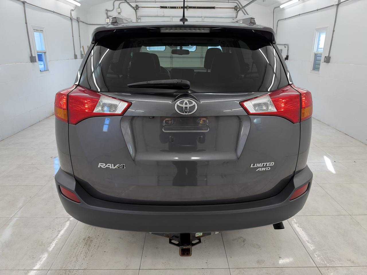 Toyota RAV4 AWD 4dr Limited (Natl) 2015
