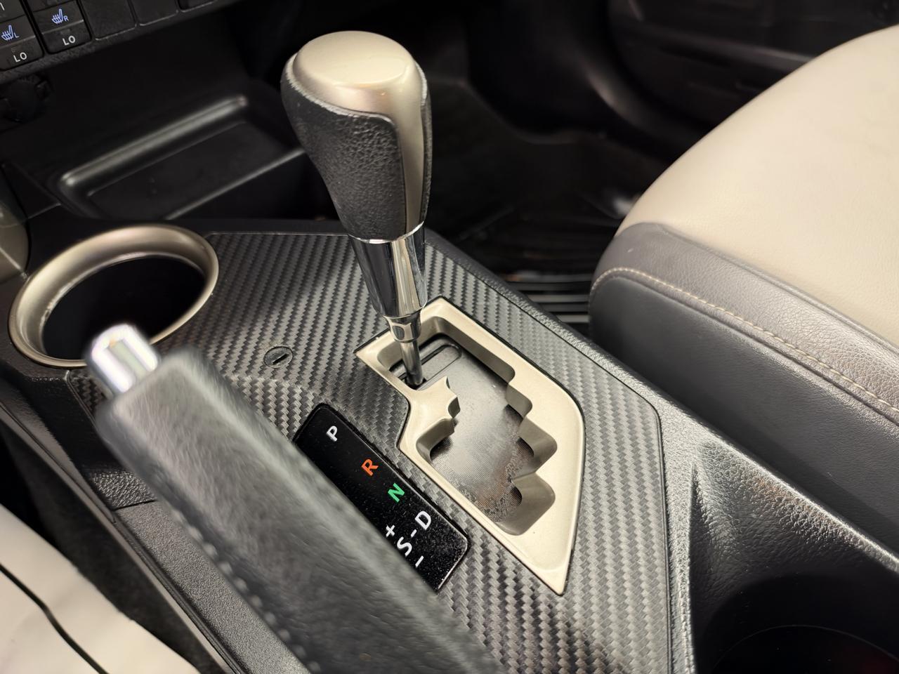 Toyota RAV4 AWD 4dr Limited (Natl) 2015