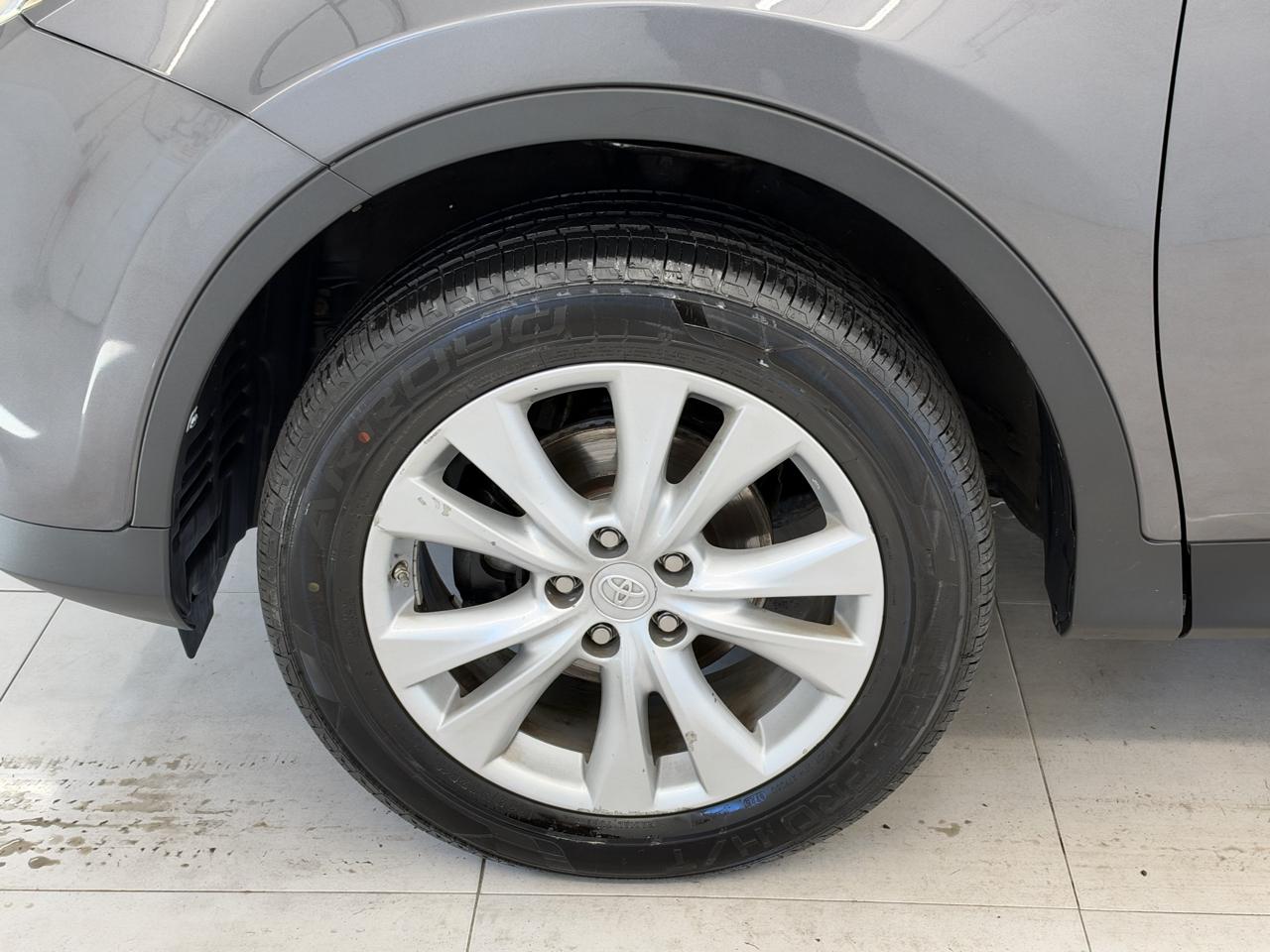 Toyota RAV4 AWD 4dr Limited (Natl) 2015