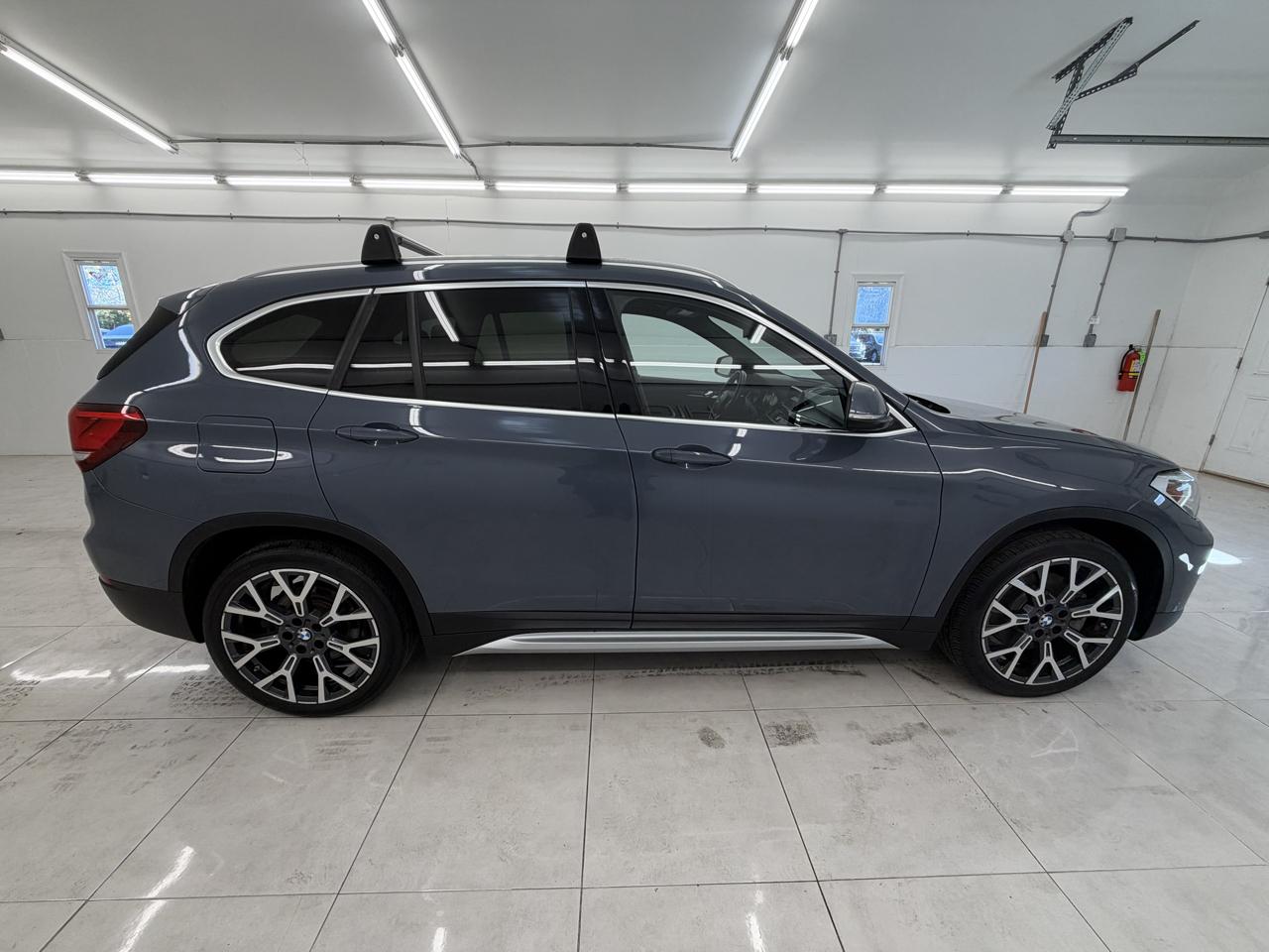 BMW X1 xDrive28i Sports Activity Vehicle 2021