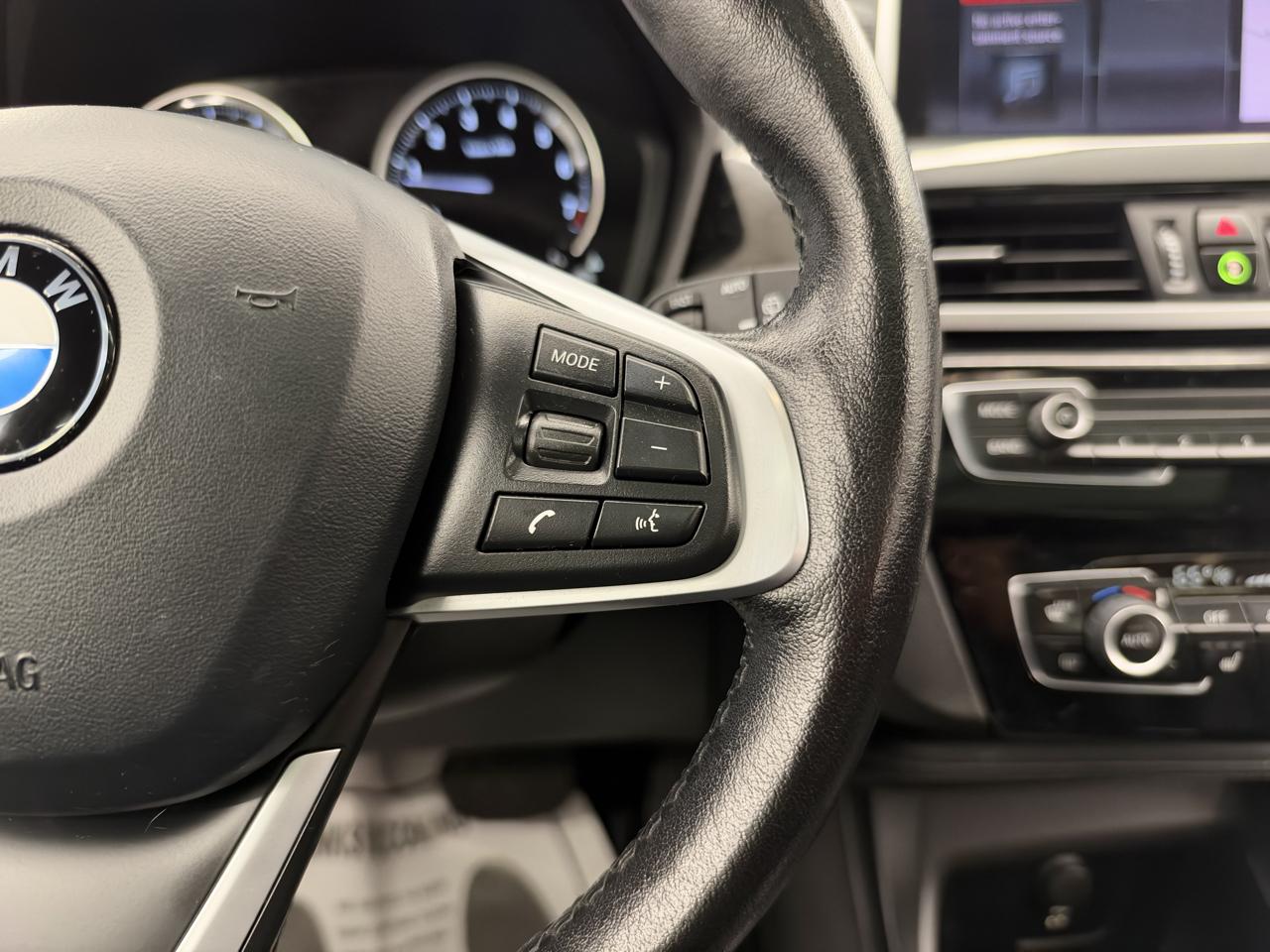 BMW X1 xDrive28i Sports Activity Vehicle 2021