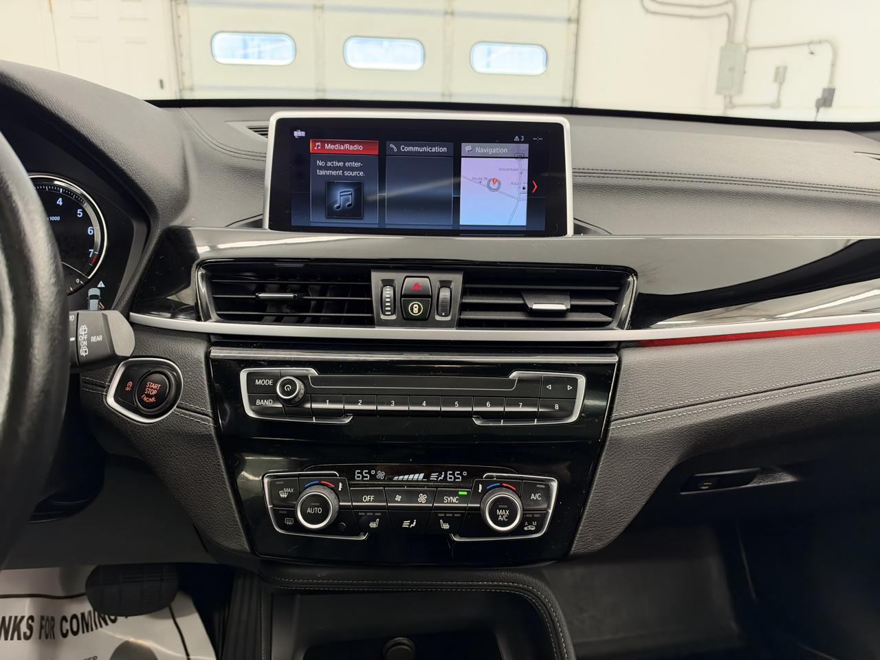 BMW X1 xDrive28i Sports Activity Vehicle 2021
