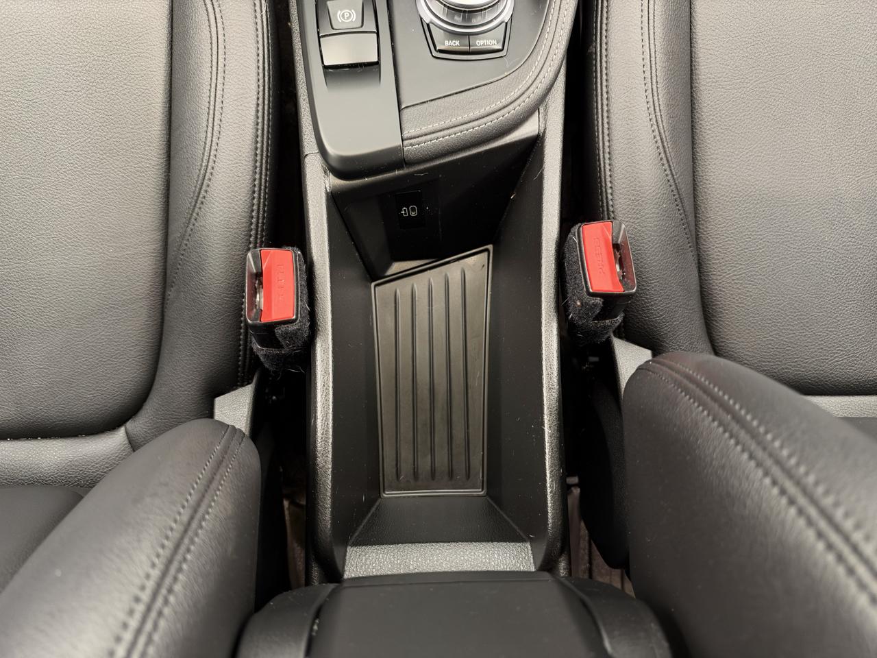 BMW X1 xDrive28i Sports Activity Vehicle 2021