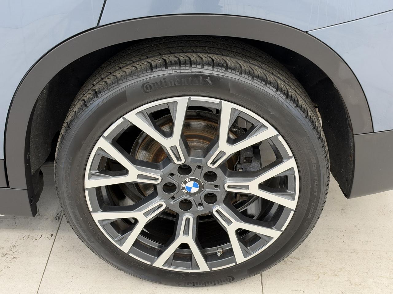 BMW X1 xDrive28i Sports Activity Vehicle 2021