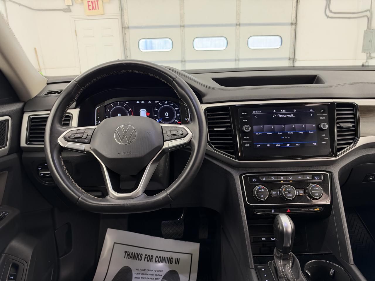 Volkswagen Atlas 3.6L V6 SE w/Technology 4MOTION 2023