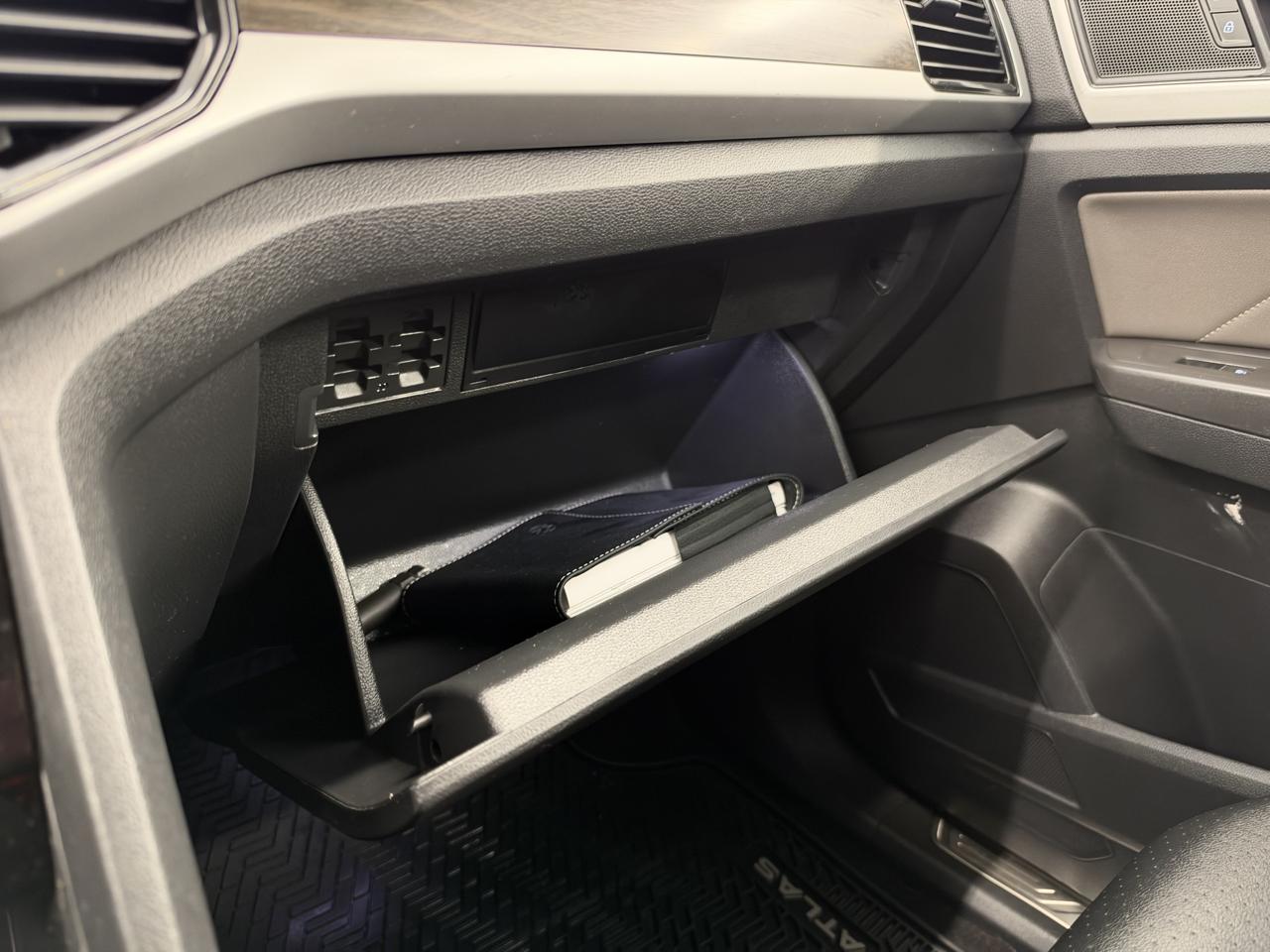 Volkswagen Atlas 3.6L V6 SE w/Technology 4MOTION 2023