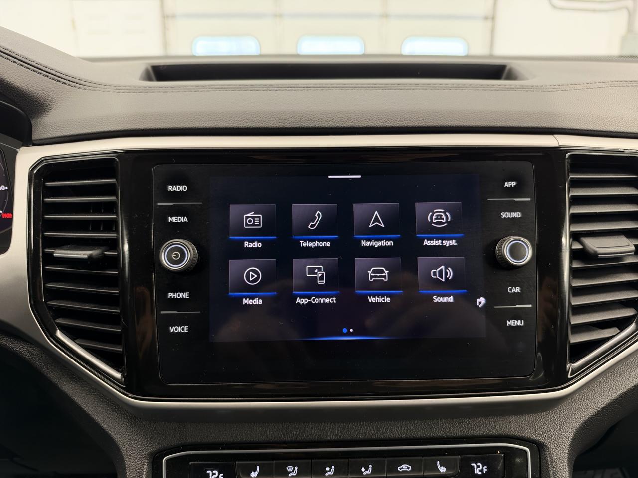 Volkswagen Atlas 3.6L V6 SE w/Technology 4MOTION 2023