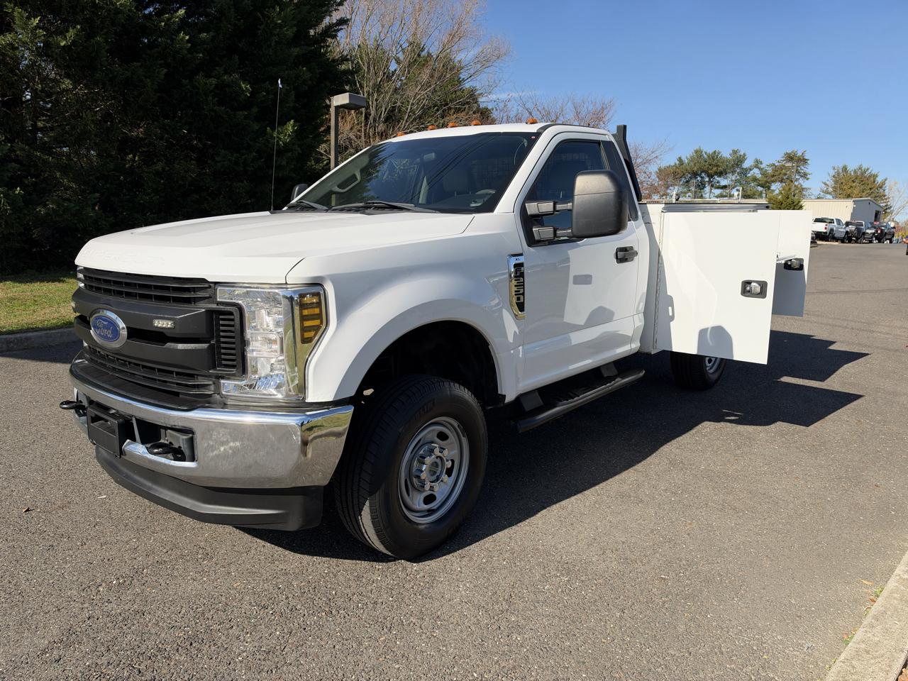Ford Super Duty F-250 SRW XLT 4WD Reg Cab 8' Box 2019