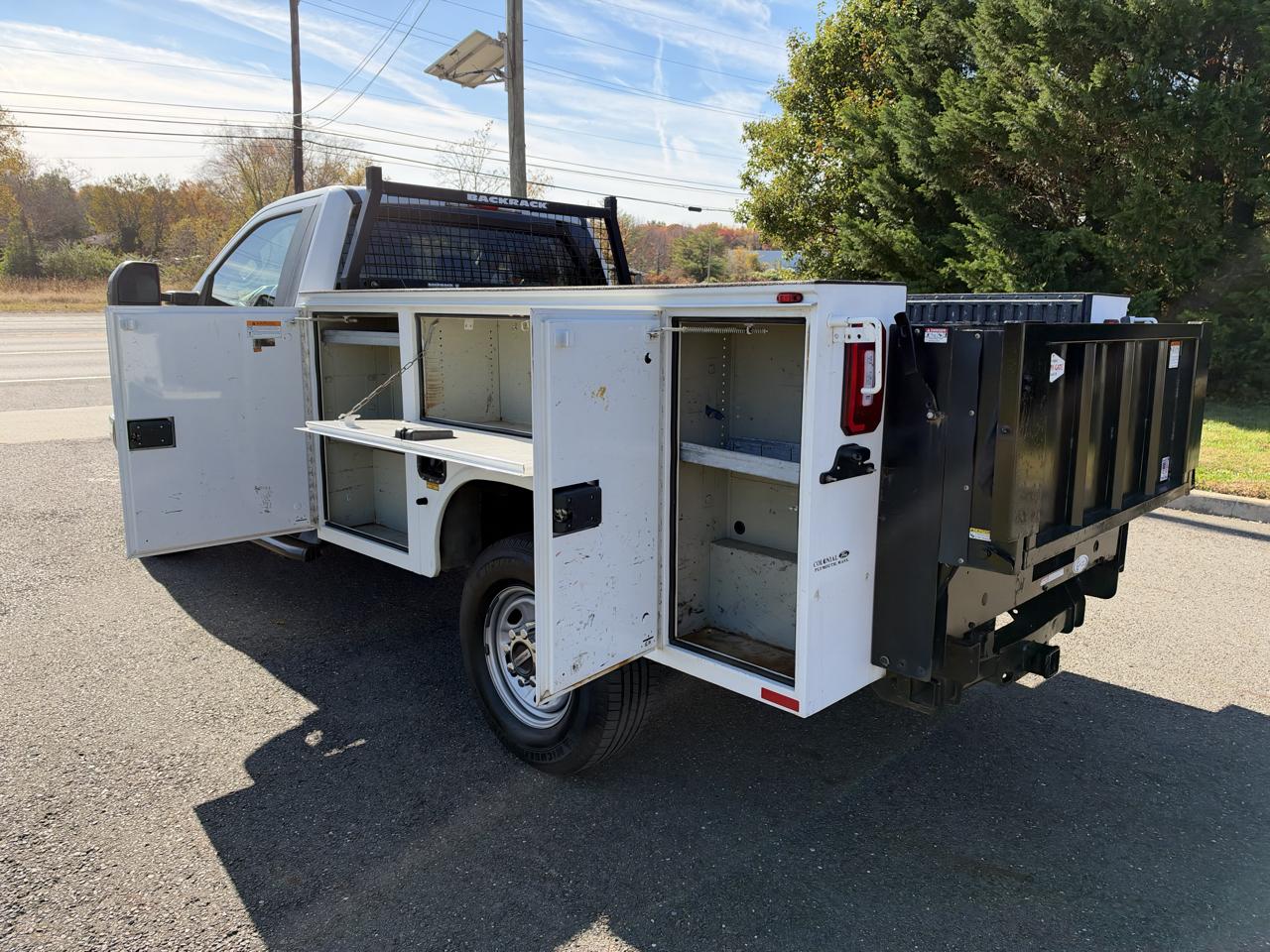 Ford Super Duty F-250 SRW XLT 4WD Reg Cab 8' Box 2019