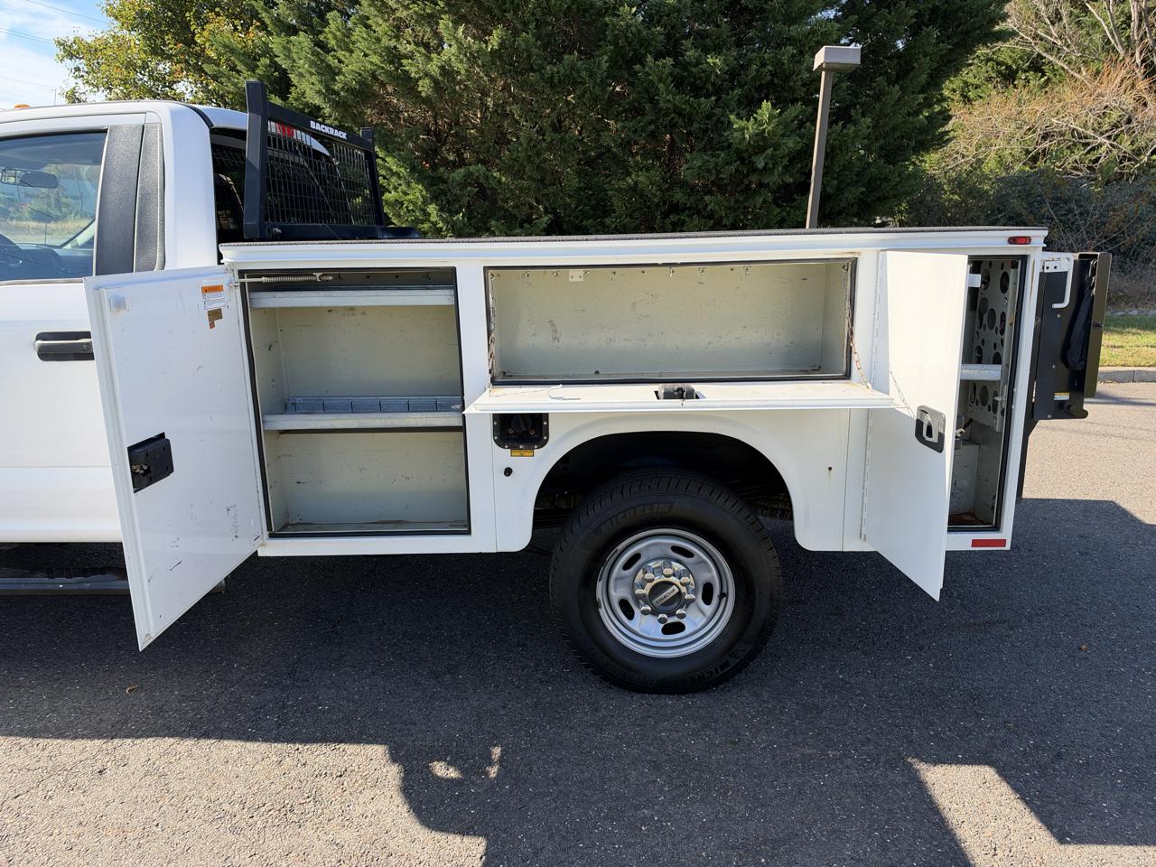 Ford Super Duty F-250 SRW XLT 4WD Reg Cab 8' Box 2019