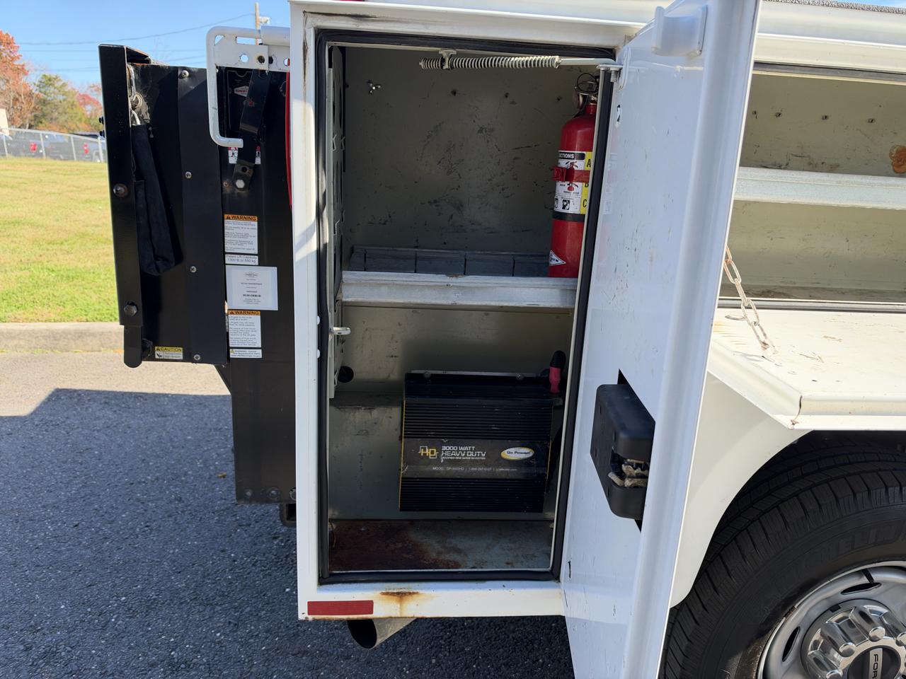 Ford Super Duty F-250 SRW XLT 4WD Reg Cab 8' Box 2019