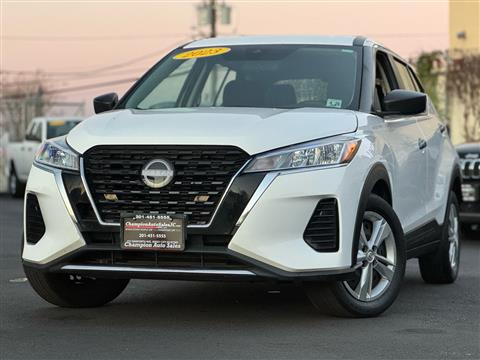 2023 Nissan Kicks S