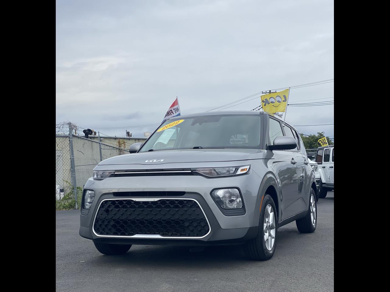 2022 Kia Soul LX CVT