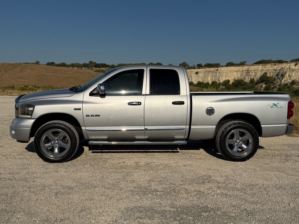 Dodge Ram 1500 ST Quad Cab 2WD 2008 Dodge Ram 1500 ST Quad Cab 2WD 2008