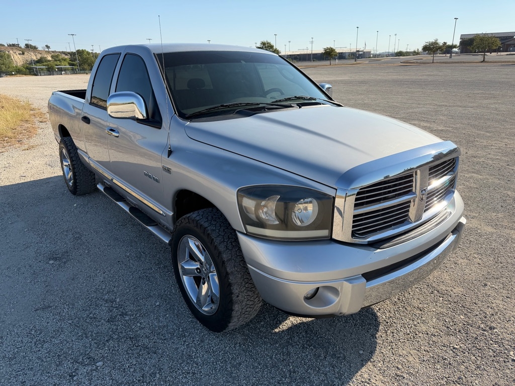 Dodge Ram 1500 ST Quad Cab 2WD 2008 Dodge Ram 1500 ST Quad Cab 2WD 2008