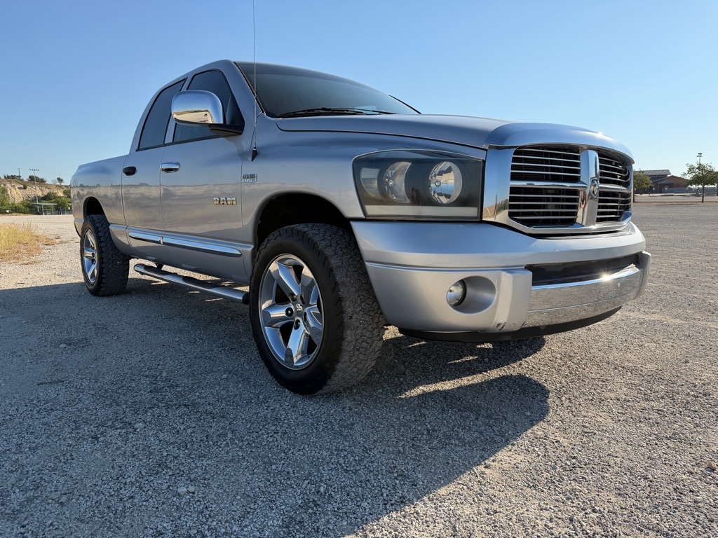 Dodge Ram 1500 ST Quad Cab 2WD 2008 Dodge Ram 1500 ST Quad Cab 2WD 2008