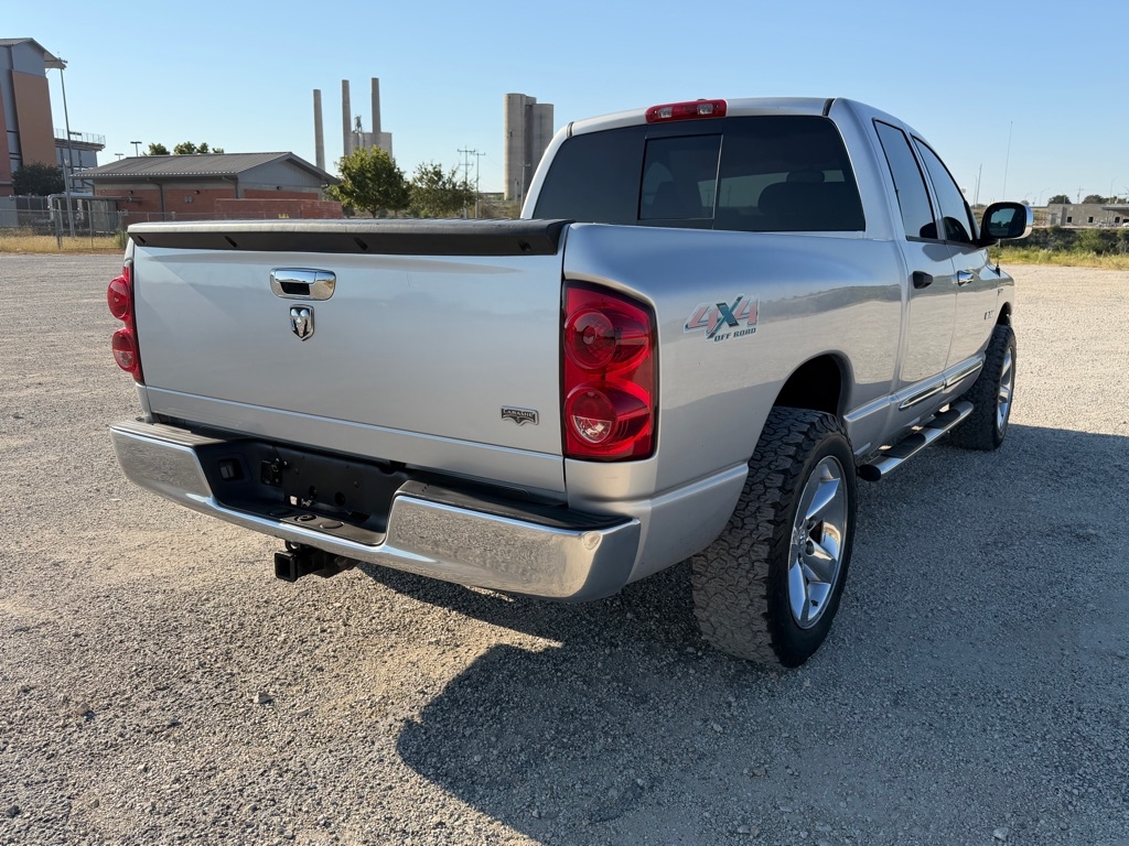 Dodge Ram 1500 ST Quad Cab 2WD 2008 Dodge Ram 1500 ST Quad Cab 2WD 2008
