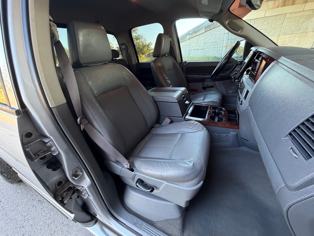 Dodge Ram 1500 ST Quad Cab 2WD 2008 Dodge Ram 1500 ST Quad Cab 2WD 2008