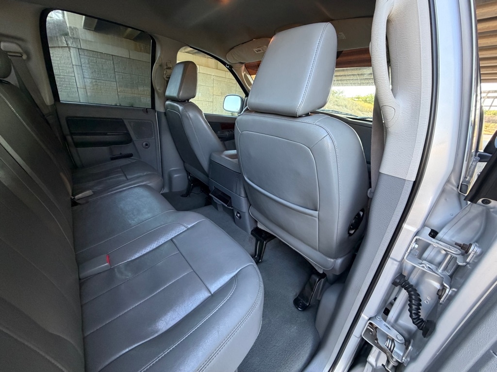 Dodge Ram 1500 ST Quad Cab 2WD 2008 Dodge Ram 1500 ST Quad Cab 2WD 2008