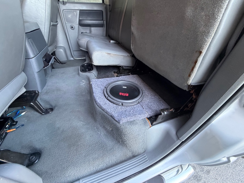 Dodge Ram 1500 ST Quad Cab 2WD 2008 Dodge Ram 1500 ST Quad Cab 2WD 2008