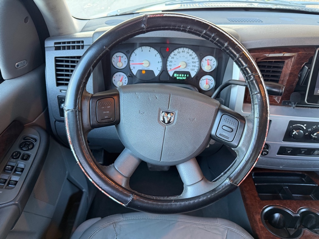 Dodge Ram 1500 ST Quad Cab 2WD 2008 Dodge Ram 1500 ST Quad Cab 2WD 2008