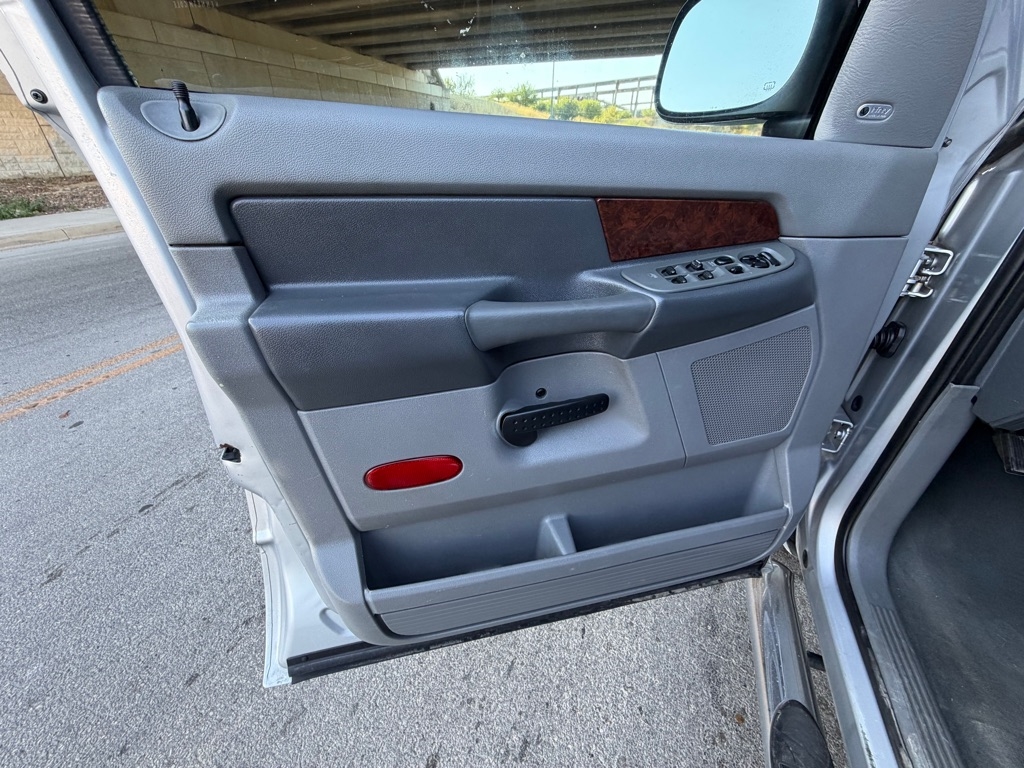 Dodge Ram 1500 ST Quad Cab 2WD 2008 Dodge Ram 1500 ST Quad Cab 2WD 2008