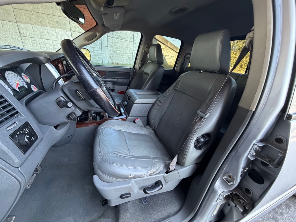 Dodge Ram 1500 ST Quad Cab 2WD 2008 Dodge Ram 1500 ST Quad Cab 2WD 2008