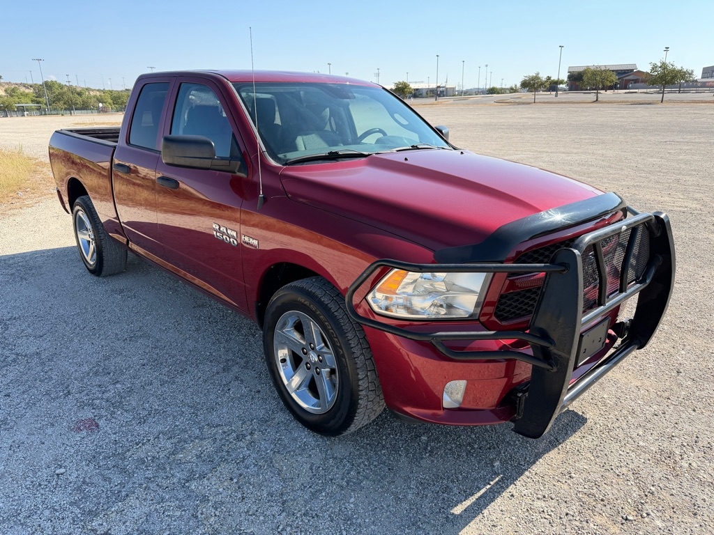 RAM 1500 Tradesman Quad Cab 4WD 2014 RAM 1500 Tradesman Quad Cab 4WD 2014