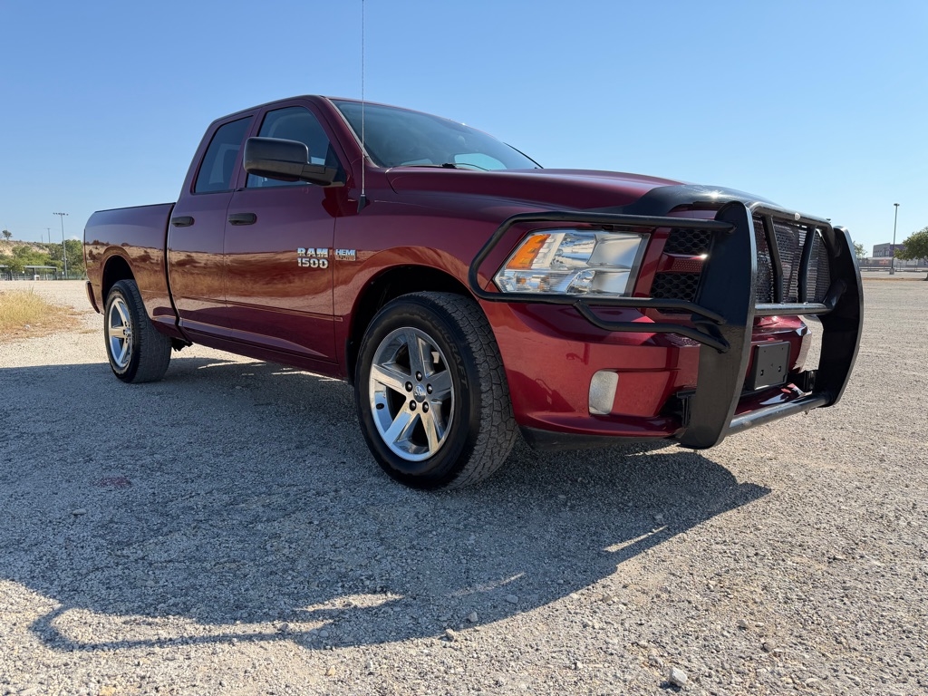 RAM 1500 Tradesman Quad Cab 4WD 2014 RAM 1500 Tradesman Quad Cab 4WD 2014