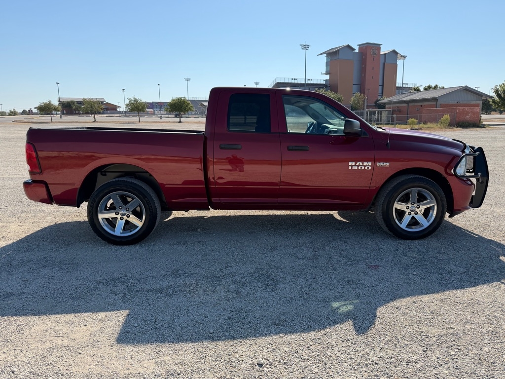 RAM 1500 Tradesman Quad Cab 4WD 2014 RAM 1500 Tradesman Quad Cab 4WD 2014