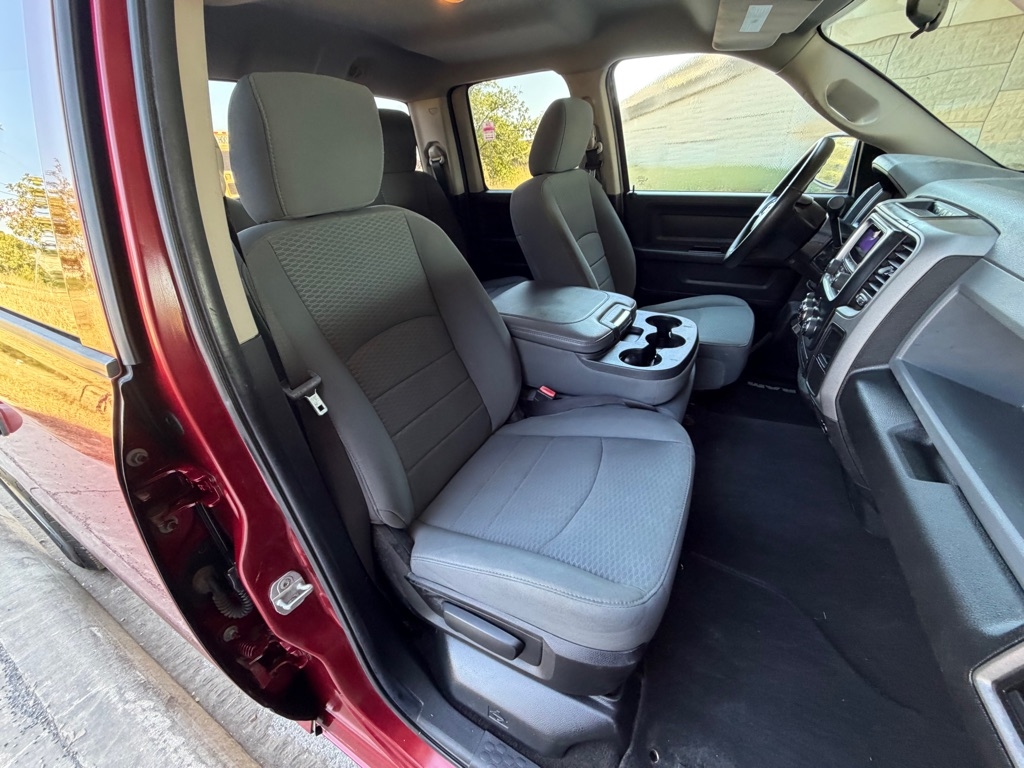 RAM 1500 Tradesman Quad Cab 4WD 2014 RAM 1500 Tradesman Quad Cab 4WD 2014